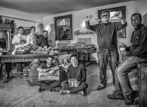 In Cascina Bullona la solidarietà a tavola