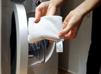 Ecco come fare il bucato in lavatrice senza detersivi